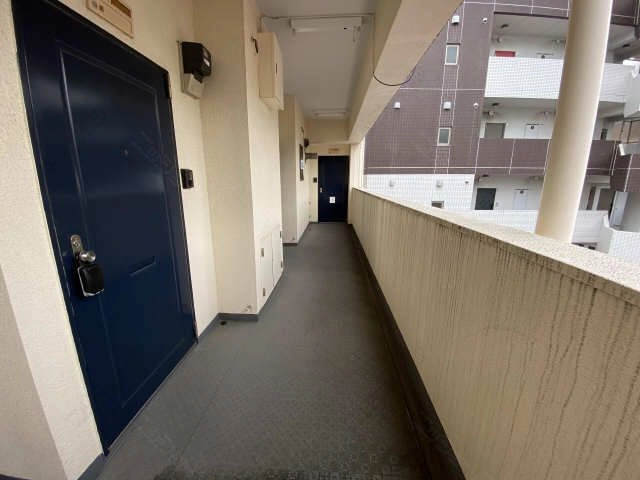 4階共用廊下