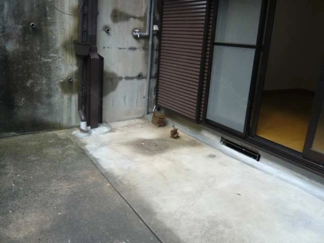 洗濯機置き場＆庭