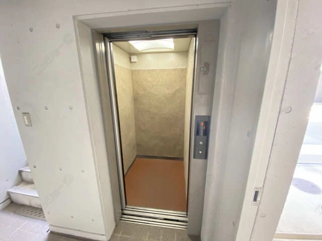 エレベーター