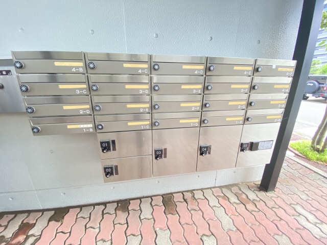 集合ポスト・宅配BOX