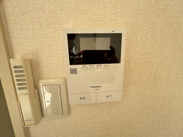 モニター付きインターホン