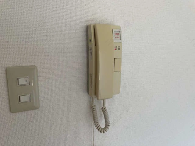 インターホン