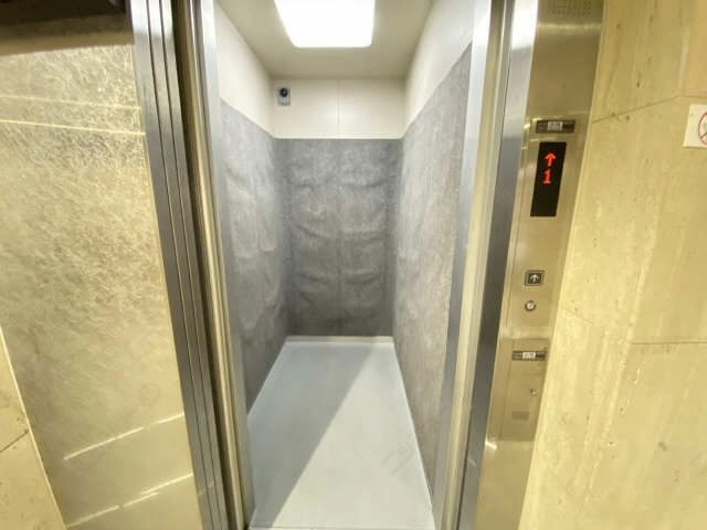 エレベーター