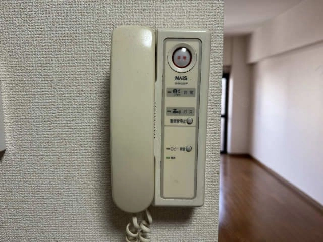 インターホン