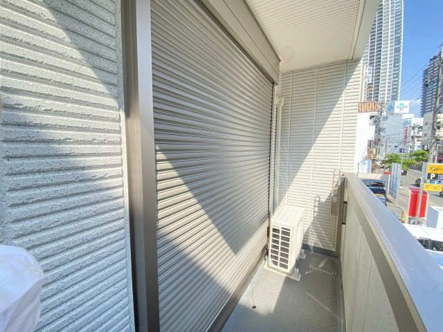 シャッター式雨戸