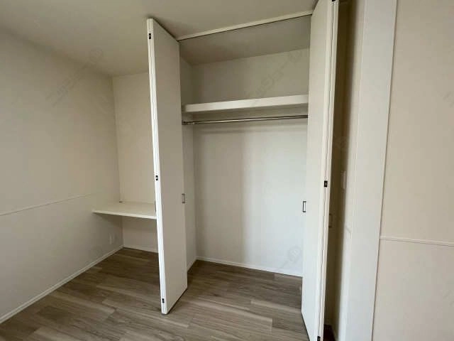 ２F北側洋室収納