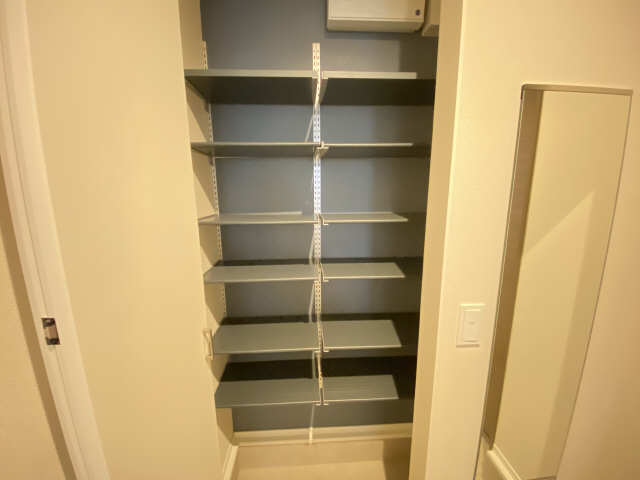 シューズボックス