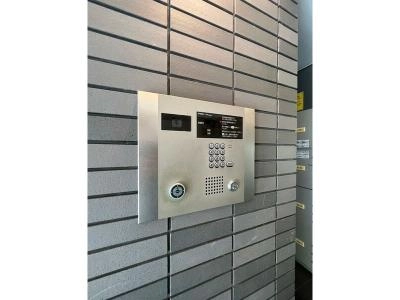 セキュリ  ティ