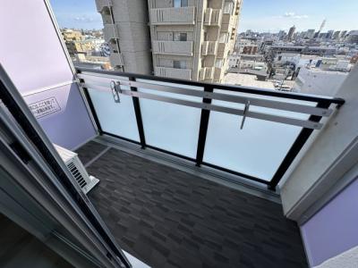 バ��ルコニー