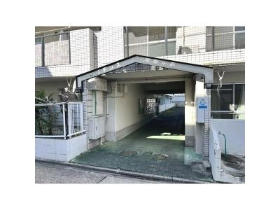 エントラ  ンス