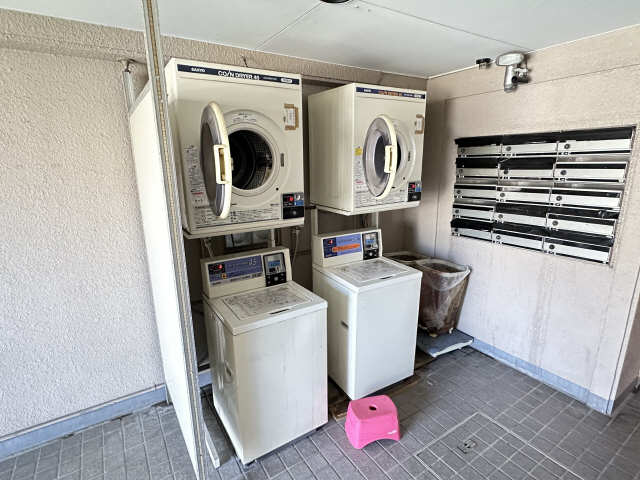 コインランドリー