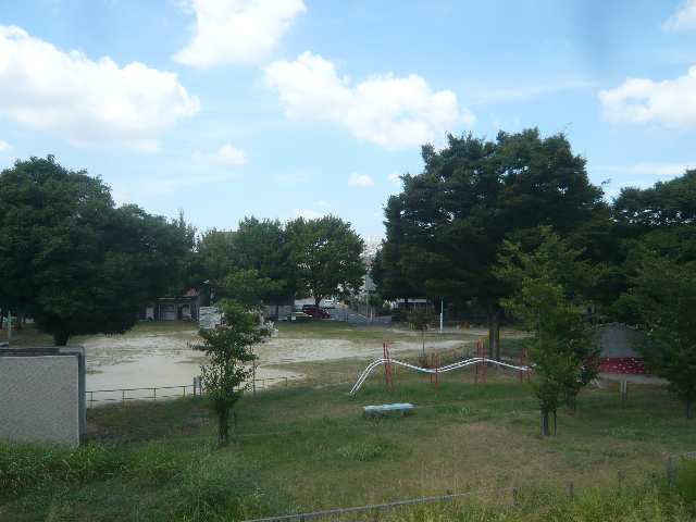 鶴里公園