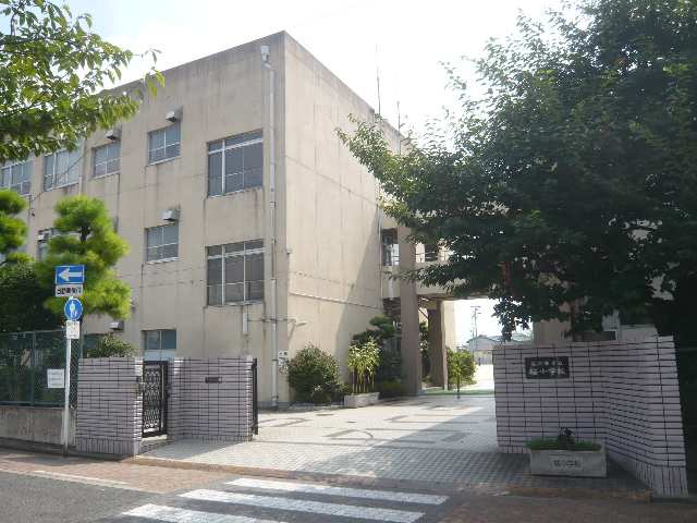 桜小学校