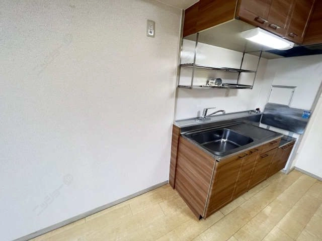 冷蔵庫置き場