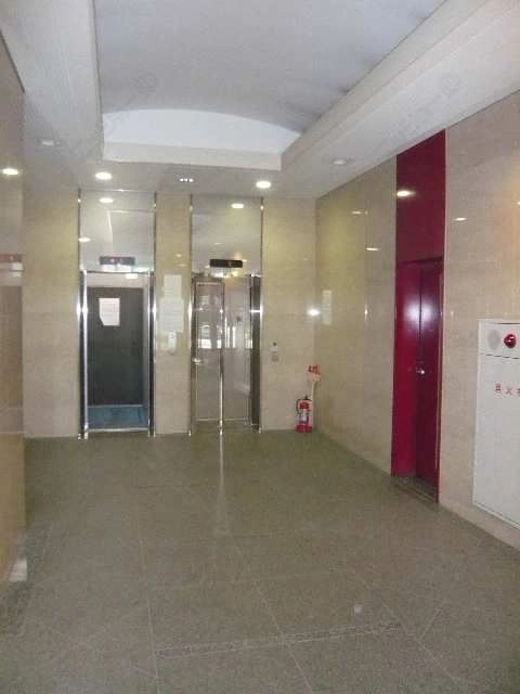 エントランスホール