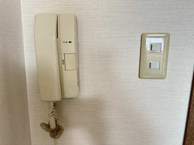 インターホン