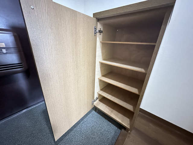 シューズボックス