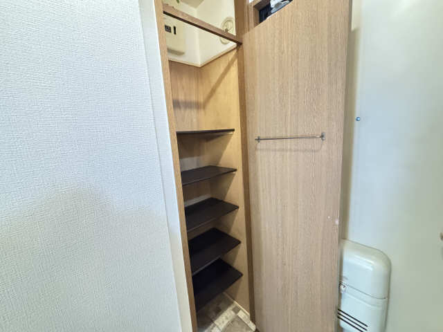 シューズボックス