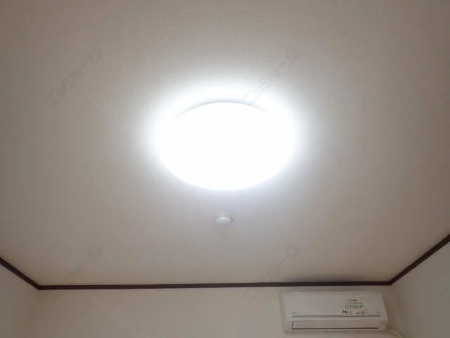 照明洋間