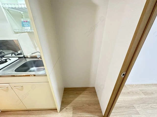 冷蔵庫置き場