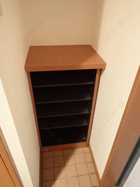 シューズボックス