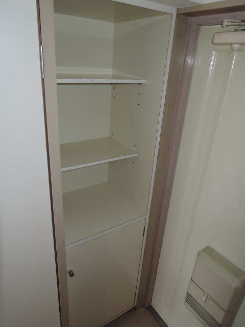 シューズボックス