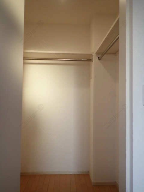 ウォーキンクローゼット北洋間