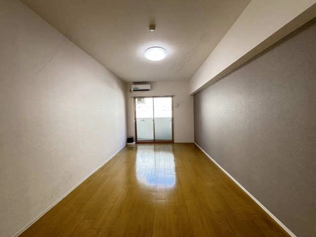 洋間