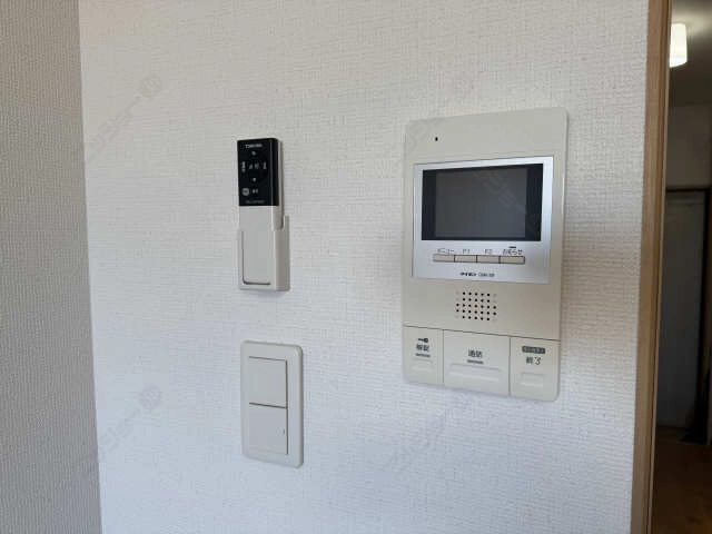 モニター付きインターホン