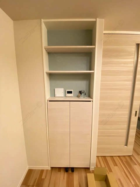 収納棚