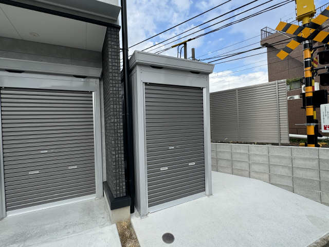 バイクガレージ