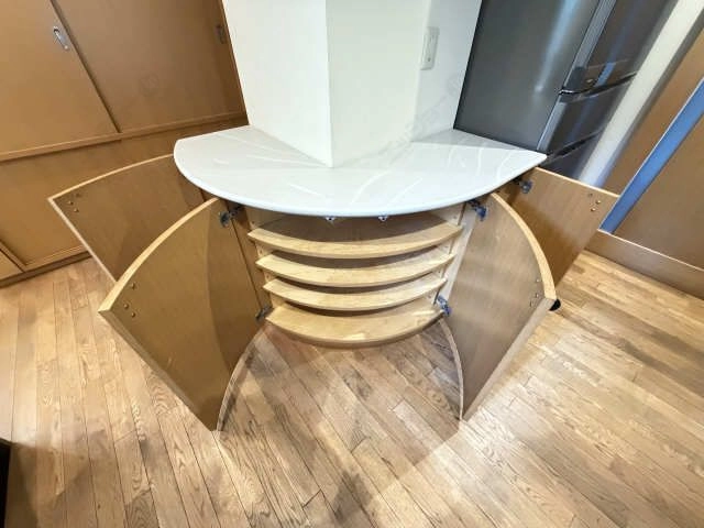 キッチン後ろ収納