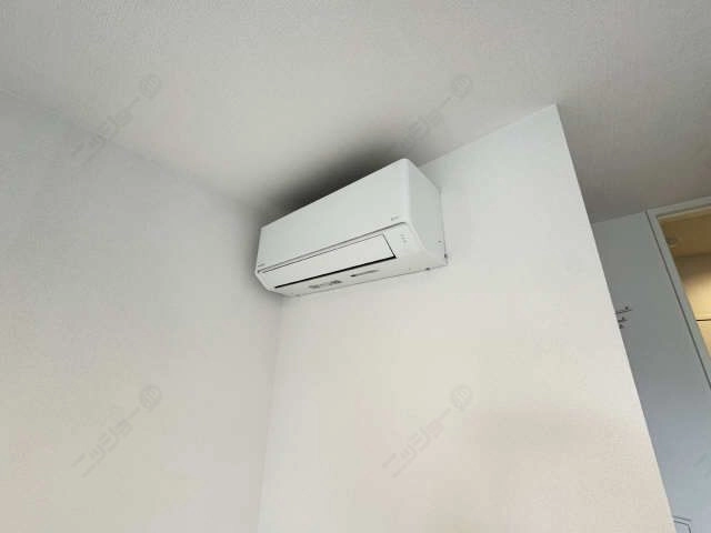 西洋間エアコン