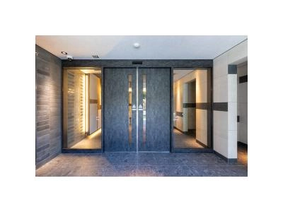 エントラ  ンス