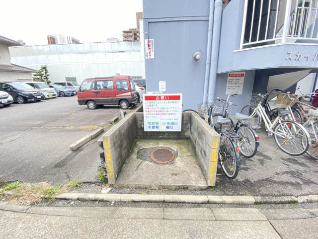 敷地内ゴミ置き場