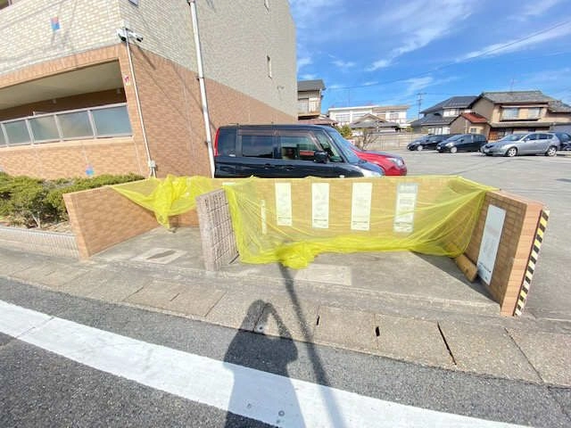 敷地内ゴミ置場