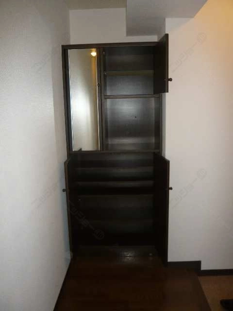 ｼｭｰｽﾞボックス