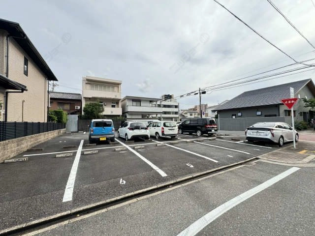 周辺月極駐車場