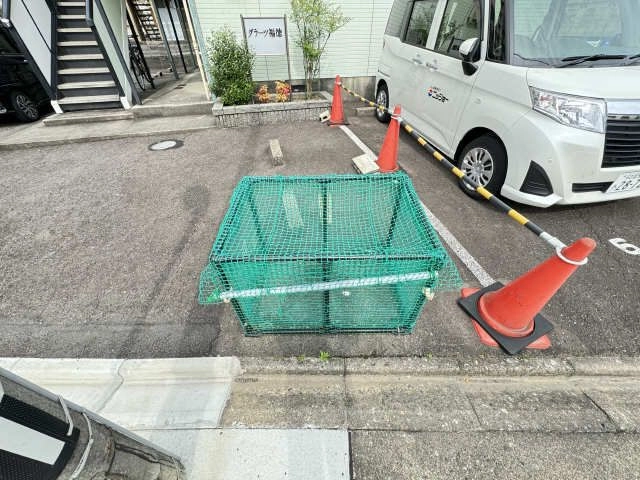 敷地内ゴミ置き場