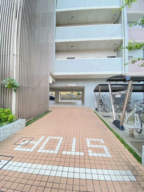 駐車場入り口
