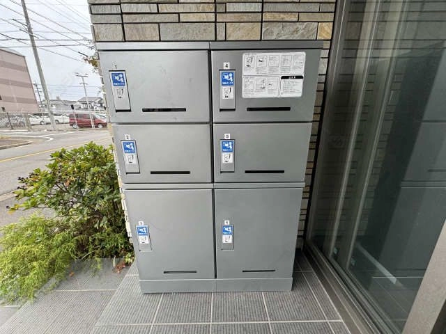 宅配ボックス