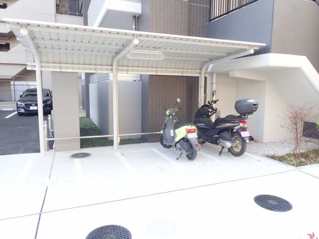 バイク置き場