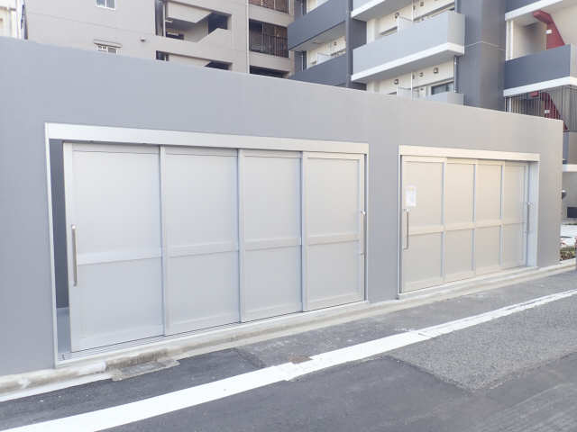 敷地内ゴミ置き場