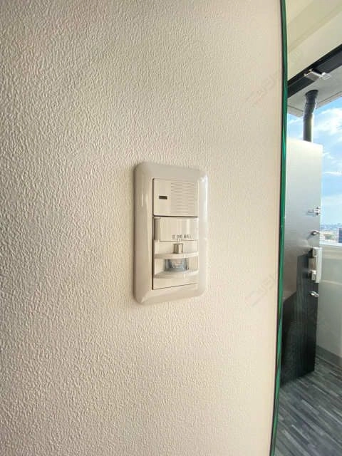 玄関人感センサー