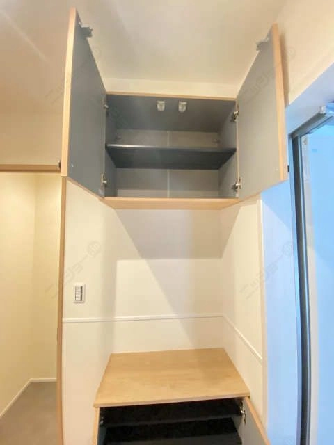 シ  ューズBOX
