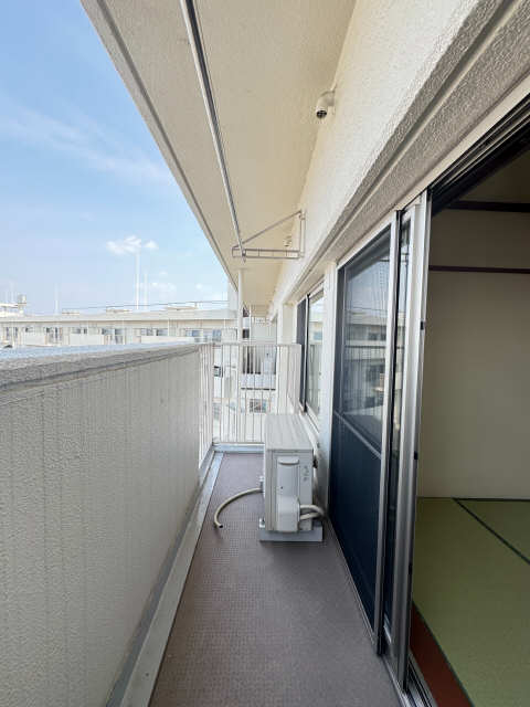 �バルコニー