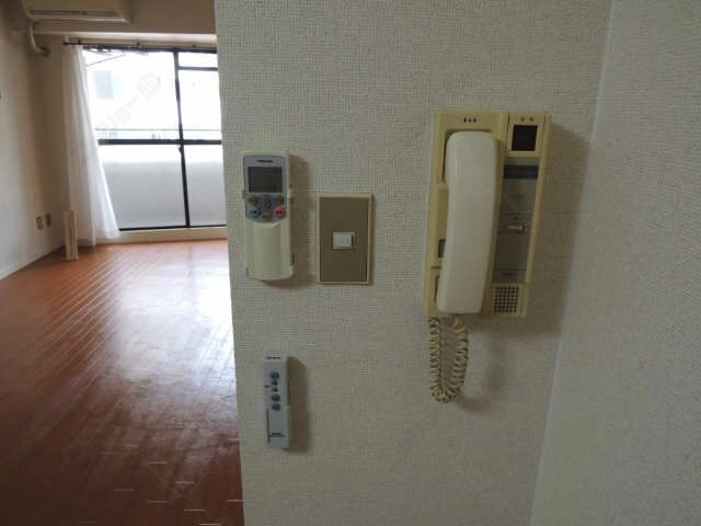 インターホン