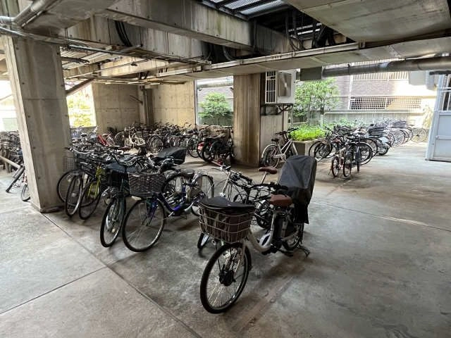 駐輪場