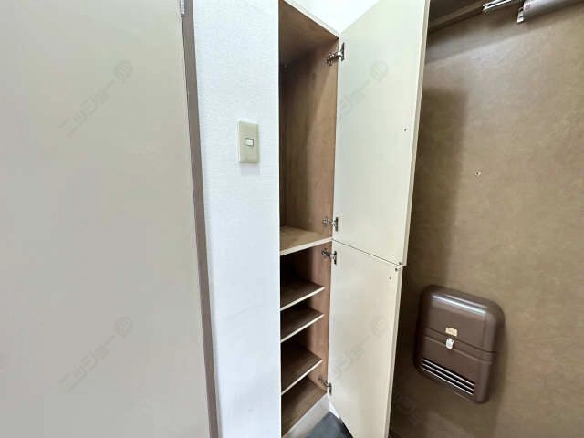 シューズボックス