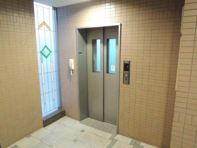 エレベーター